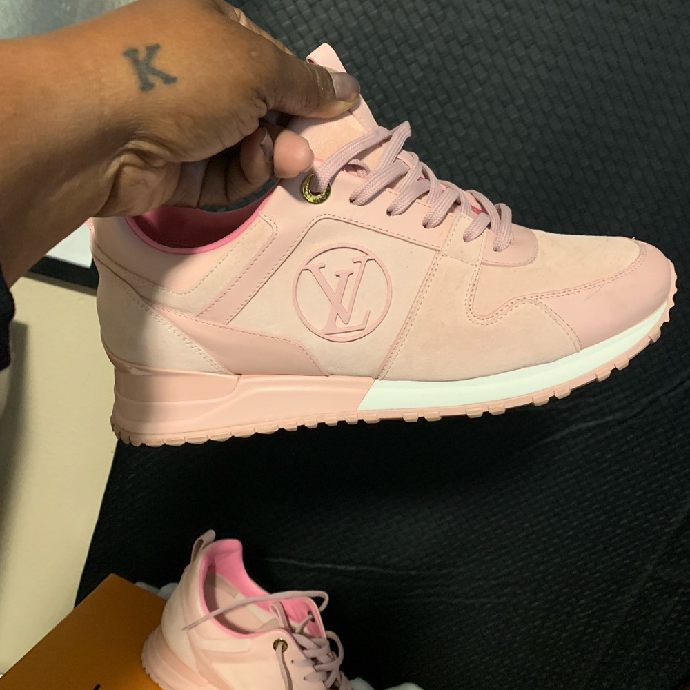 Womens Louis Vuitton Runaway Leather Sneaker!